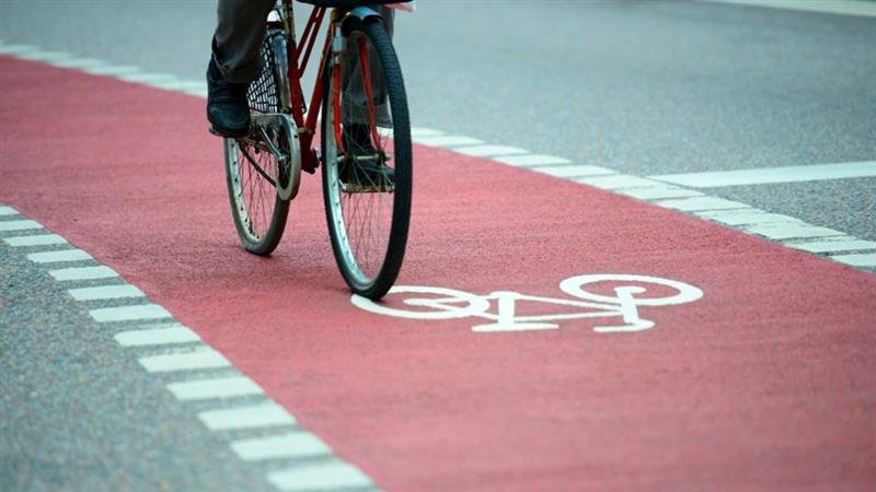 Riding, rolling or running. Are you interested in actively commuting to/from YYC?